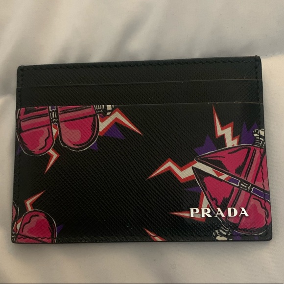 prada heart wallet
